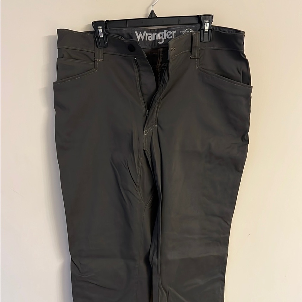 Wrangler Men’s Outdoor Series Pants Size 36x34